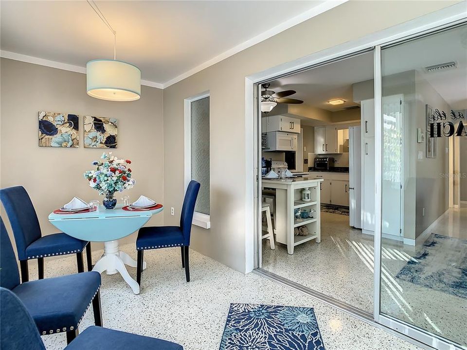 For Rent: $2,900 (2 beds, 2 baths, 1184 Square Feet)