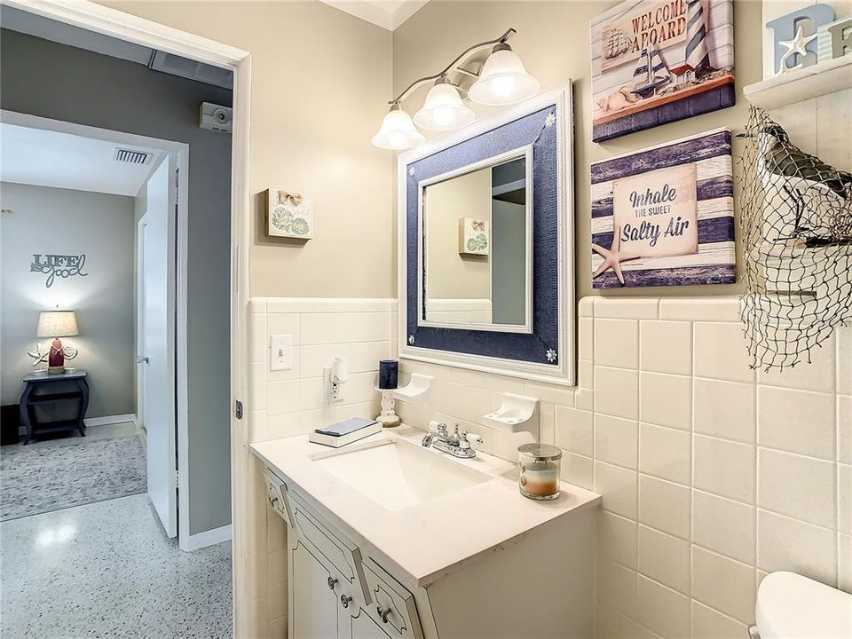 For Rent: $2,900 (2 beds, 2 baths, 1184 Square Feet)