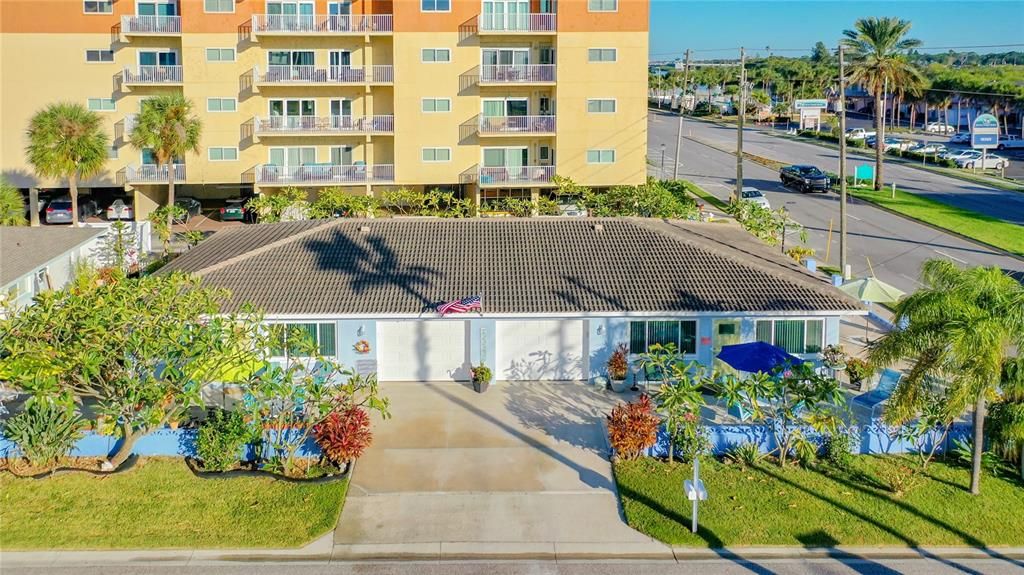 For Rent: $2,900 (2 beds, 2 baths, 1184 Square Feet)