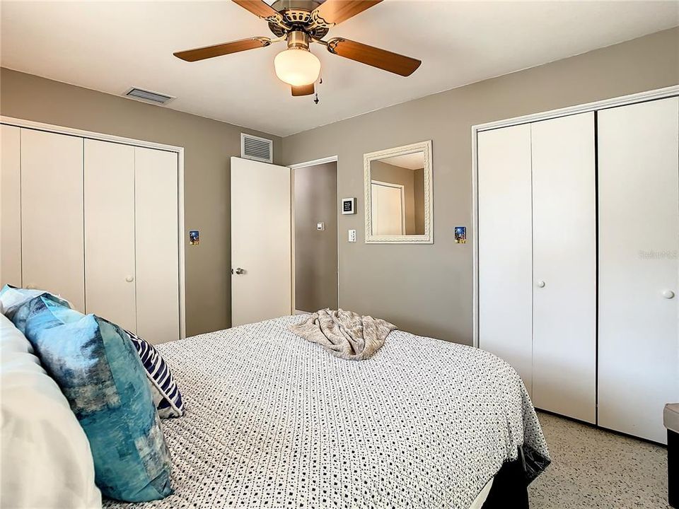 For Rent: $2,900 (2 beds, 2 baths, 1184 Square Feet)