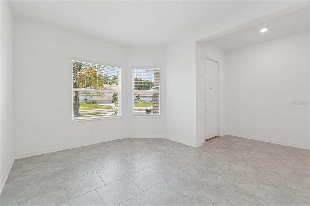 For Rent: $2,990 (3 beds, 2 baths, 2431 Square Feet)