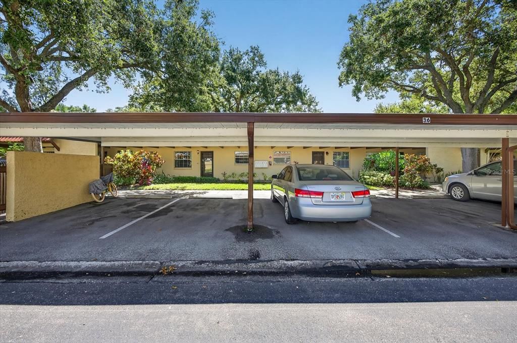 Под контрактом: $109,900 (1 спален, 1 ванн, 645 Квадратных фут)