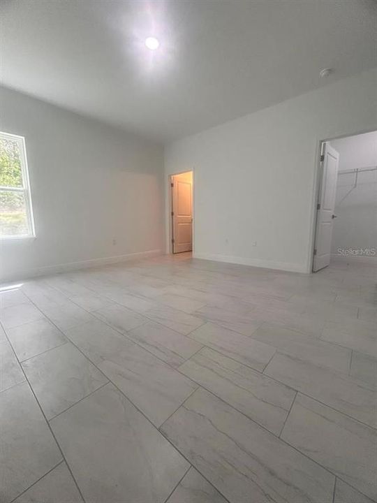 В аренду: $1,780 (4 спален, 2 ванн, 1581 Квадратных фут)