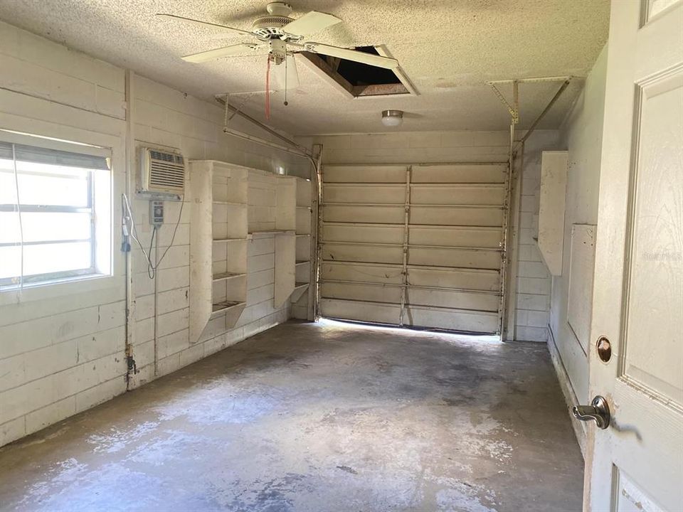 合同活跃: $268,900 (3 贝兹, 2 浴室, 1269 平方英尺)