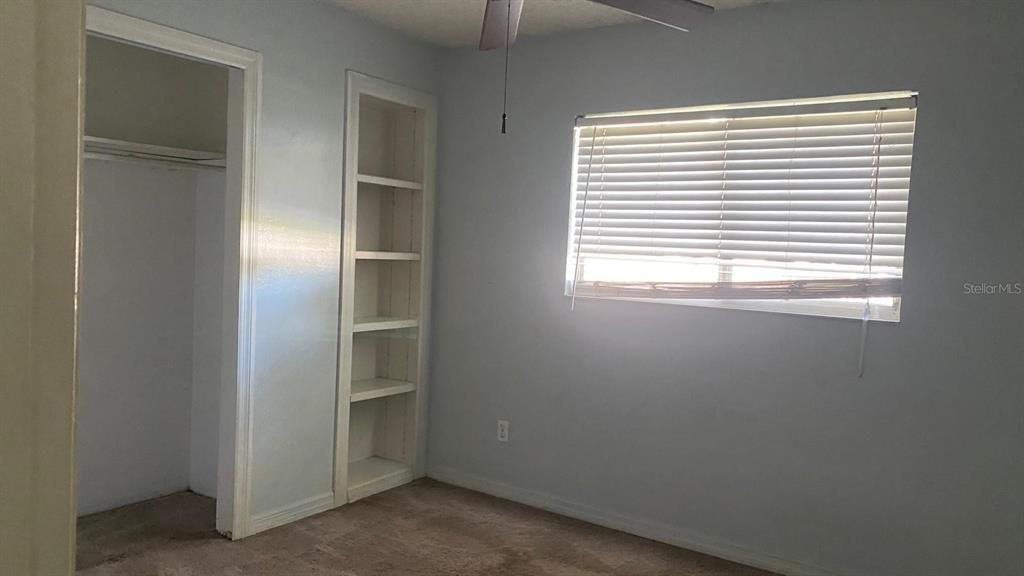 合同活跃: $268,900 (3 贝兹, 2 浴室, 1269 平方英尺)