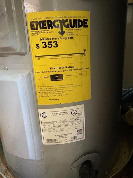 合同活跃: $210,000 (2 贝兹, 1 浴室, 957 平方英尺)