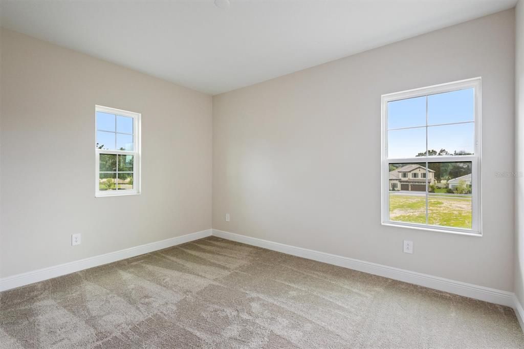 For Sale: $899,990 (5 beds, 4 baths, 4142 Square Feet)