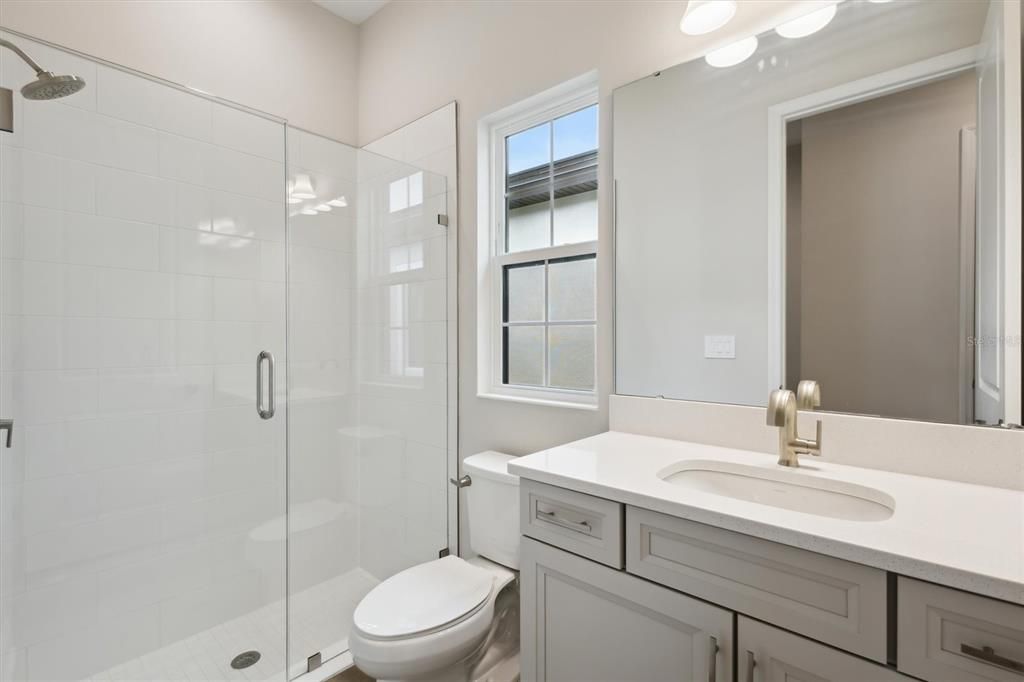 For Sale: $899,990 (5 beds, 4 baths, 4142 Square Feet)