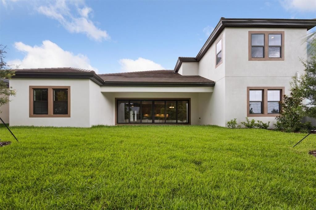 For Sale: $899,990 (5 beds, 4 baths, 4142 Square Feet)