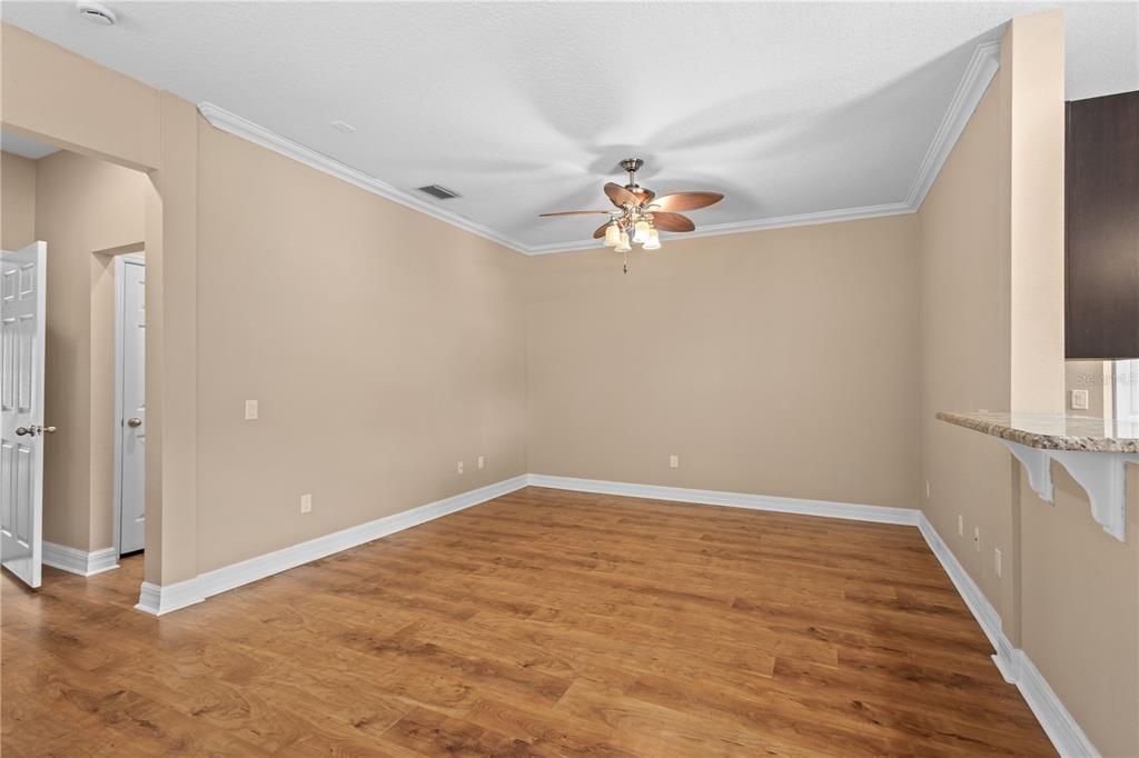 For Sale: $445,900 (3 beds, 2 baths, 1696 Square Feet)