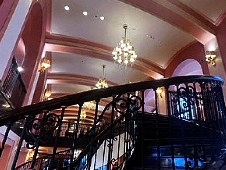 Под контрактом: $685,000 (3 спален, 2 ванн, 1500 Квадратных фут)