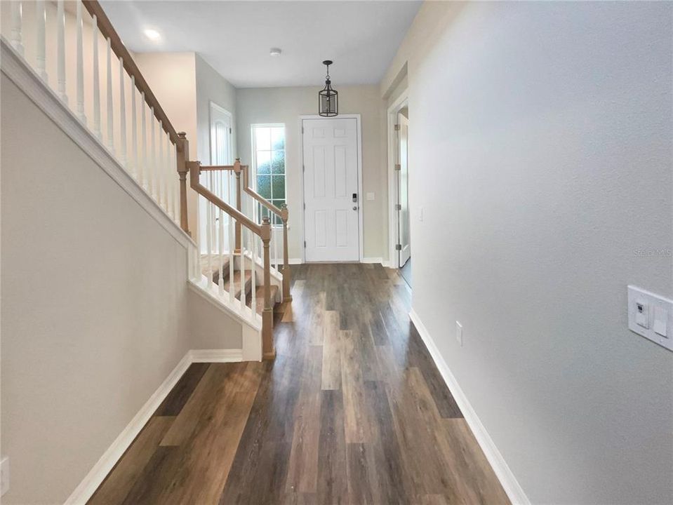 Active With Contract: $455,000 (3 beds, 2 baths, 2089 Square Feet)