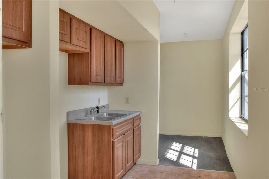 待售: $1,290,000 (0 贝兹, 0 浴室, 21236 平方英尺)