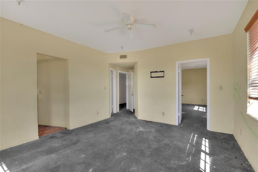 待售: $1,290,000 (0 贝兹, 0 浴室, 21236 平方英尺)