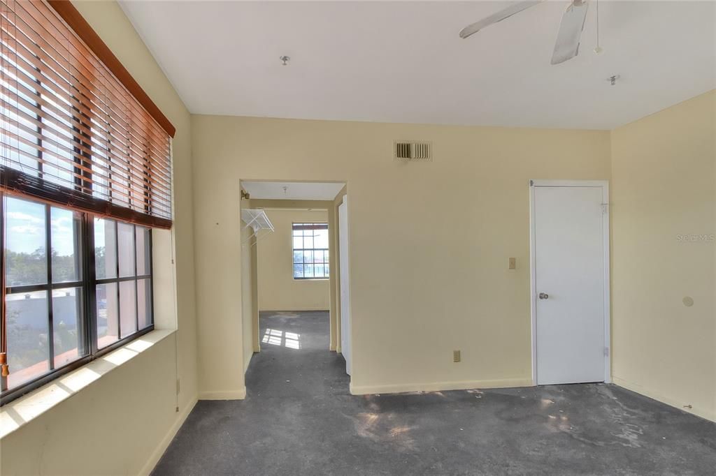 待售: $1,290,000 (0 贝兹, 0 浴室, 21236 平方英尺)