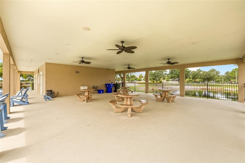 For Sale: $535,000 (4 beds, 2 baths, 3062 Square Feet)