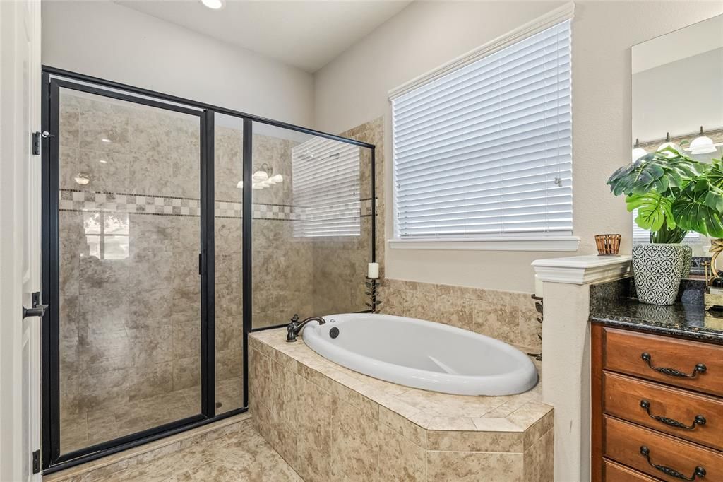 For Sale: $535,000 (4 beds, 2 baths, 3062 Square Feet)