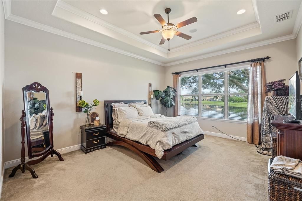 For Sale: $535,000 (4 beds, 2 baths, 3062 Square Feet)