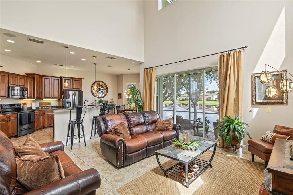 For Sale: $535,000 (4 beds, 2 baths, 3062 Square Feet)