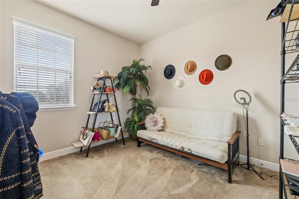 For Sale: $535,000 (4 beds, 2 baths, 3062 Square Feet)