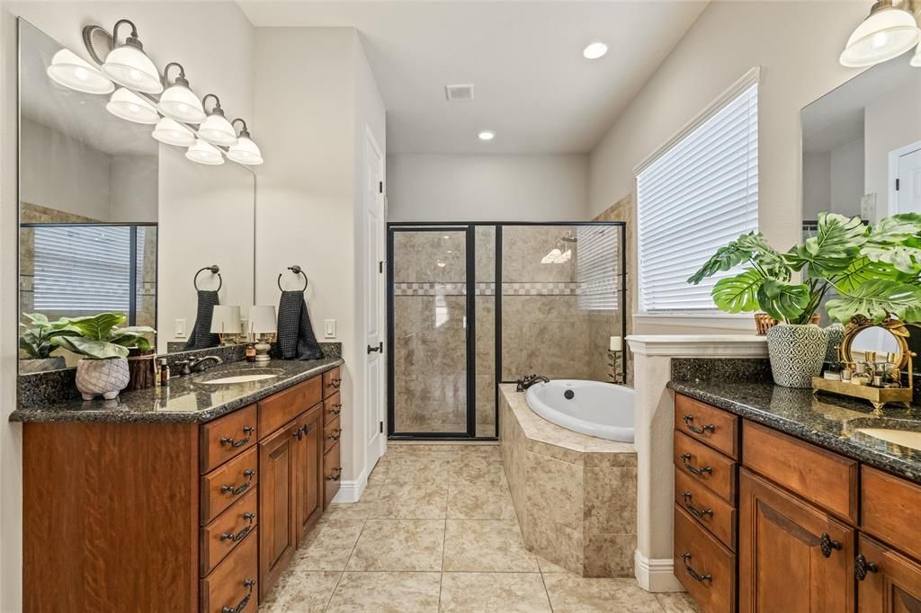 For Sale: $535,000 (4 beds, 2 baths, 3062 Square Feet)