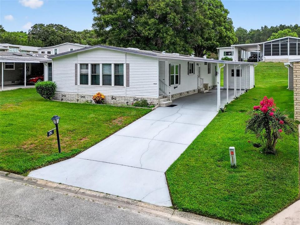 Active With Contract: $159,900 (2 beds, 2 baths, 1682 Square Feet)