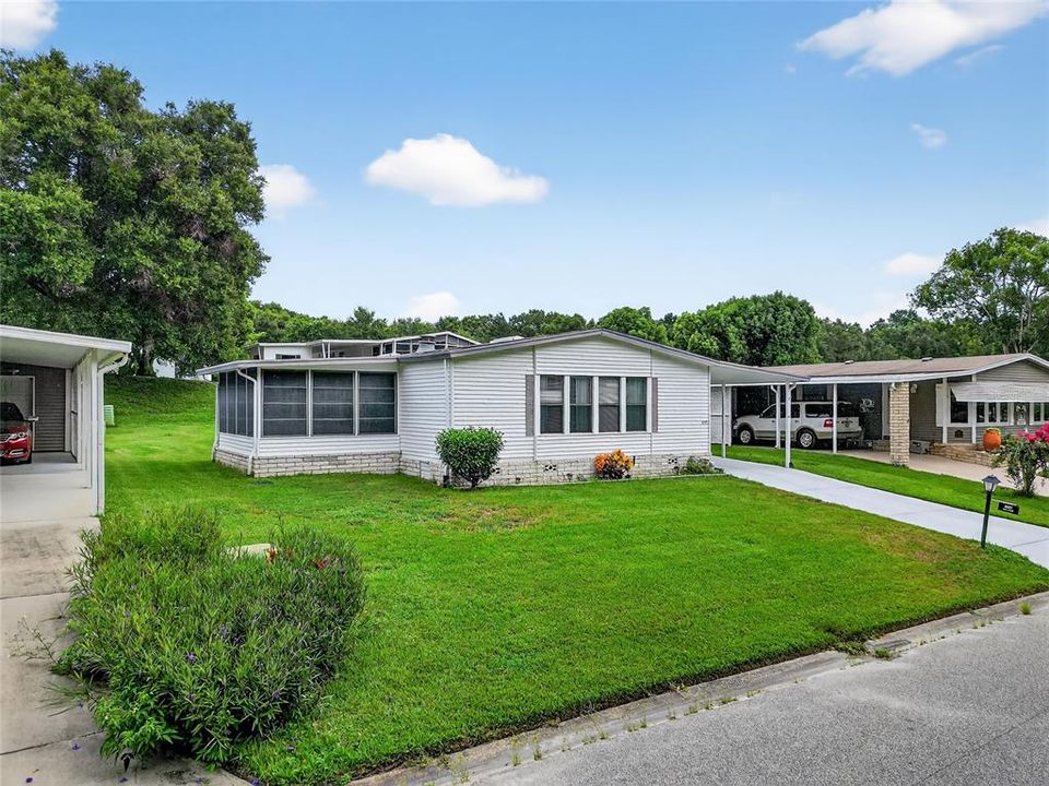 Active With Contract: $159,900 (2 beds, 2 baths, 1682 Square Feet)