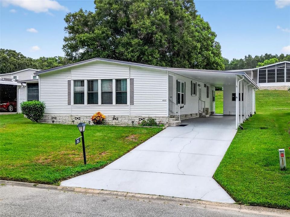 Active With Contract: $159,900 (2 beds, 2 baths, 1682 Square Feet)