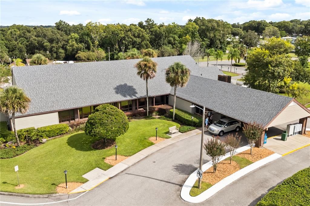 Active With Contract: $159,900 (2 beds, 2 baths, 1682 Square Feet)