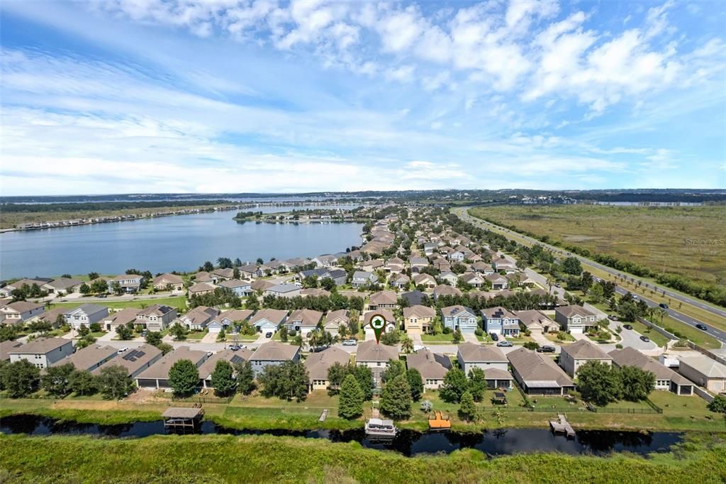 For Sale: $799,999 (4 beds, 3 baths, 2594 Square Feet)