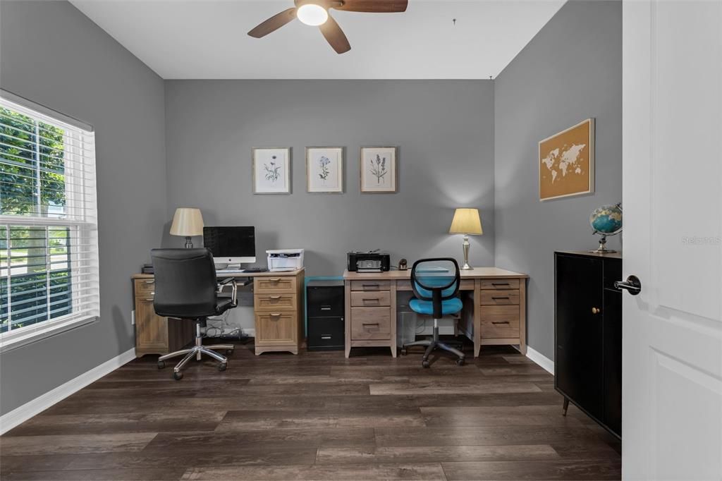 For Sale: $799,999 (4 beds, 3 baths, 2594 Square Feet)