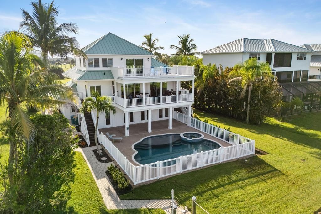 待售: $2,180,000 (3 贝兹, 2 浴室, 2787 平方英尺)