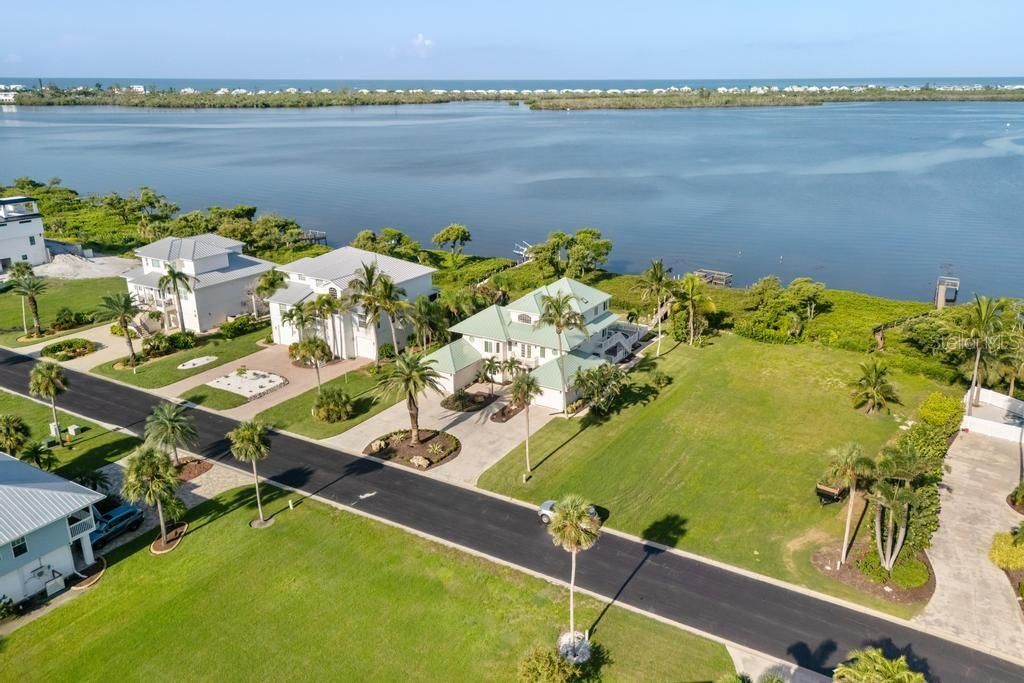 待售: $2,180,000 (3 贝兹, 2 浴室, 2787 平方英尺)