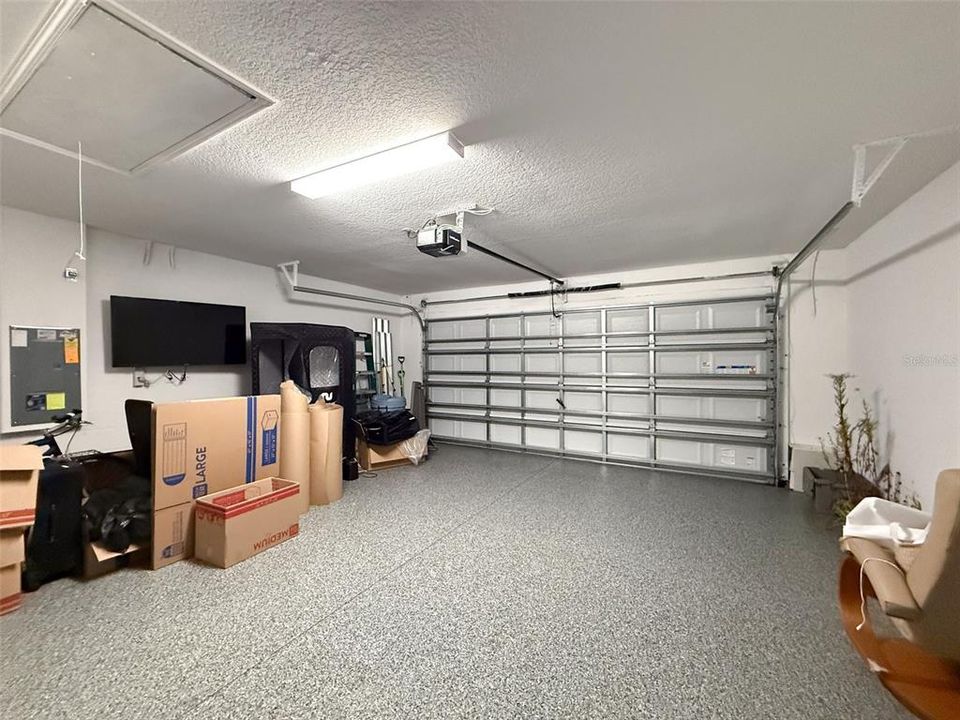 待售: $239,900 (3 贝兹, 2 浴室, 1337 平方英尺)