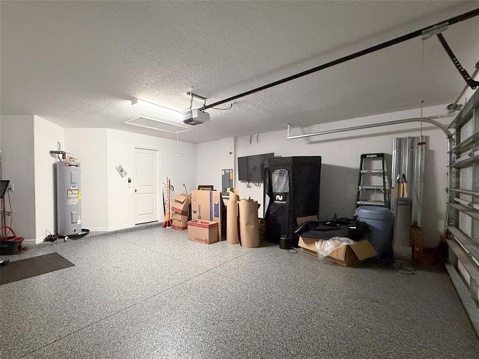 待售: $239,900 (3 贝兹, 2 浴室, 1337 平方英尺)