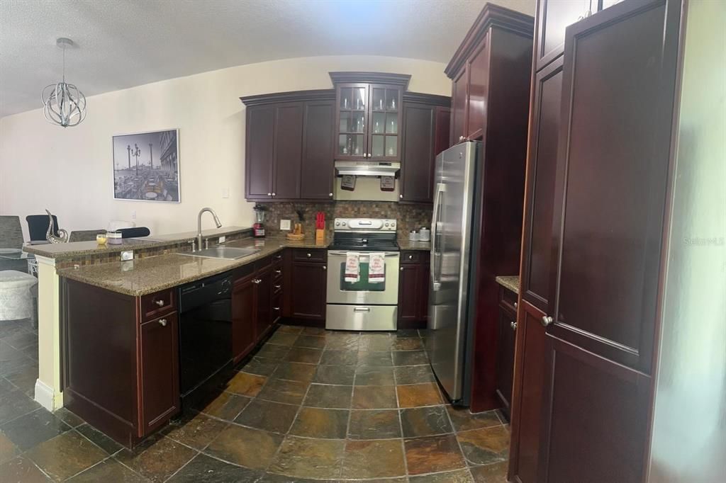 En Venta: $238,999 (3 camas, 2 baños, 1728 Pies cuadrados)