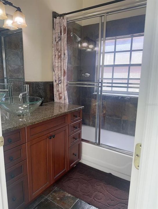 En Venta: $238,999 (3 camas, 2 baños, 1728 Pies cuadrados)