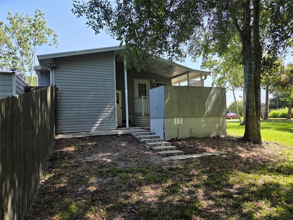 Activo con contrato: $219,900 (3 camas, 2 baños, 1104 Pies cuadrados)