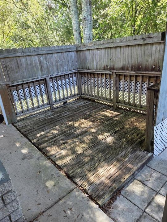 Activo con contrato: $219,900 (3 camas, 2 baños, 1104 Pies cuadrados)