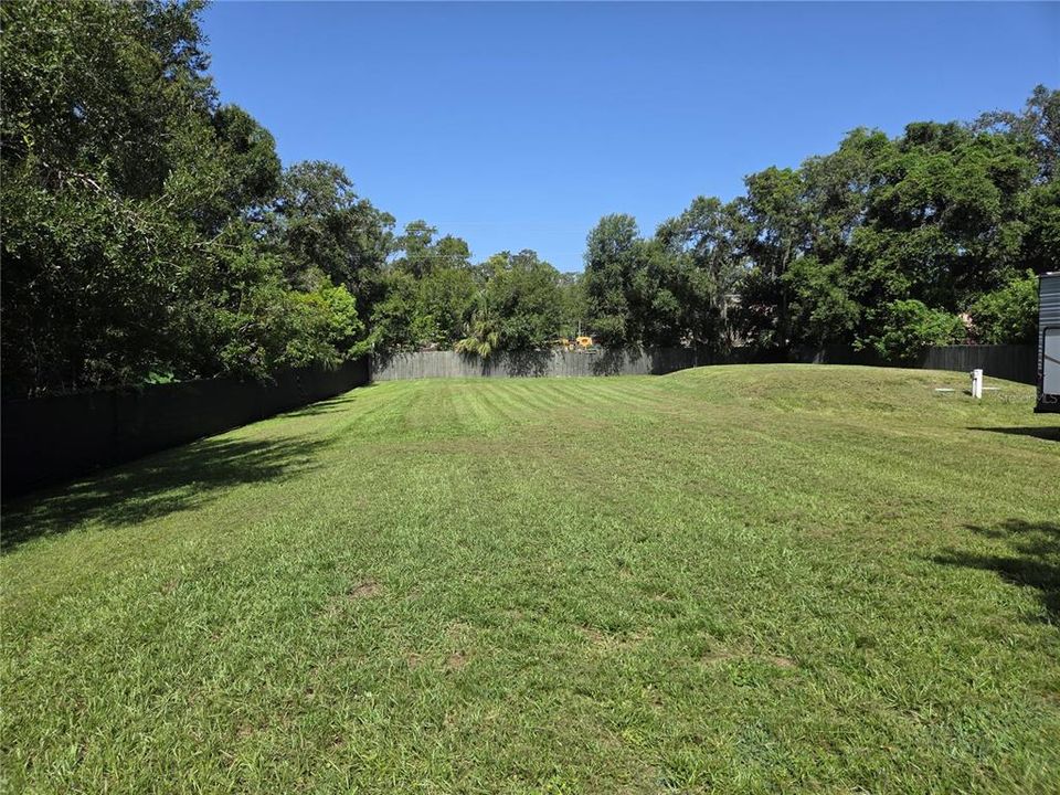 Activo con contrato: $219,900 (3 camas, 2 baños, 1104 Pies cuadrados)