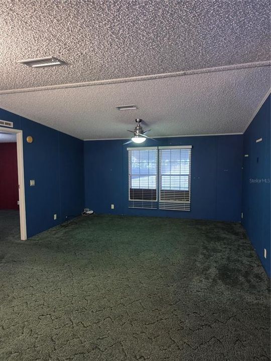 Activo con contrato: $219,900 (3 camas, 2 baños, 1104 Pies cuadrados)