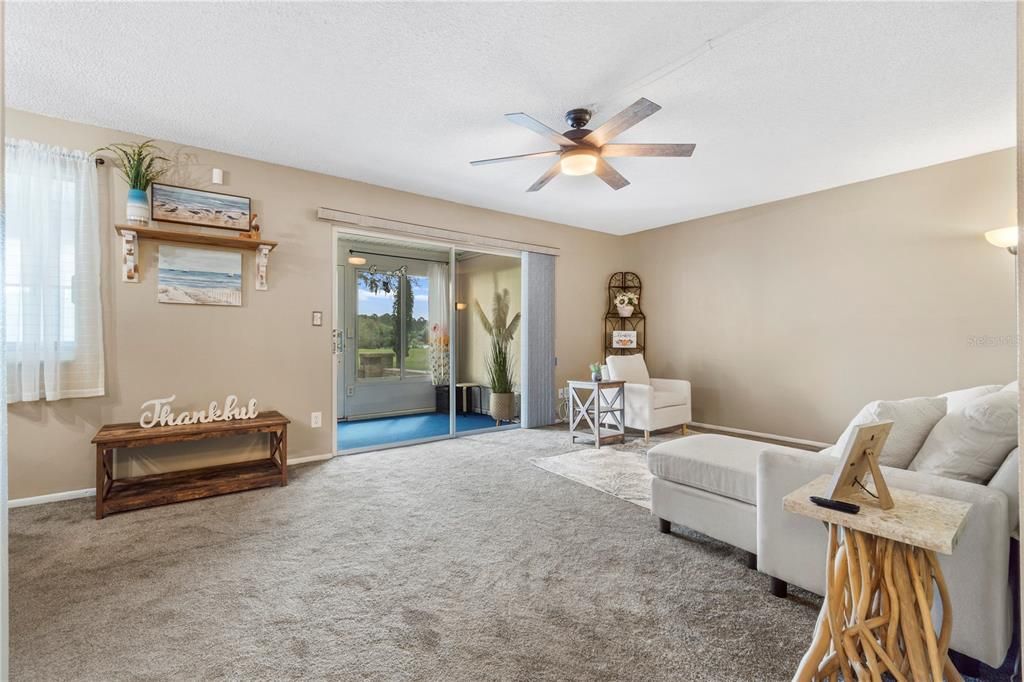 En Venta: $139,900 (2 camas, 2 baños, 1138 Pies cuadrados)