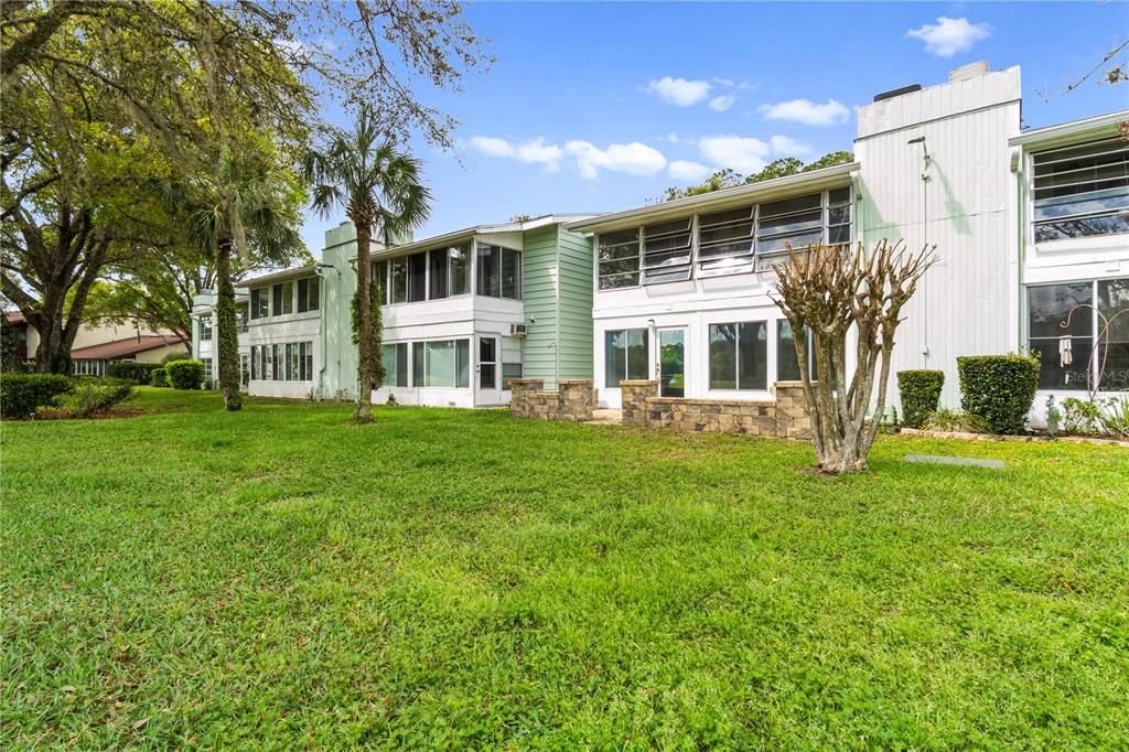 For Sale: $142,000 (2 beds, 2 baths, 1138 Square Feet)