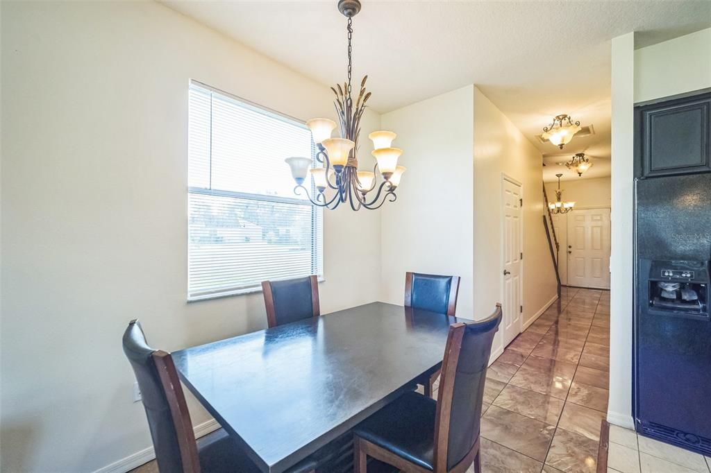 待售: $253,000 (3 贝兹, 2 浴室, 1542 平方英尺)