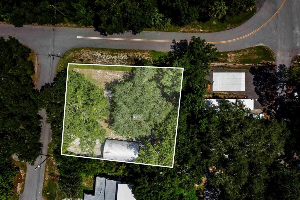 待售: $199,900 (0.22 acres)