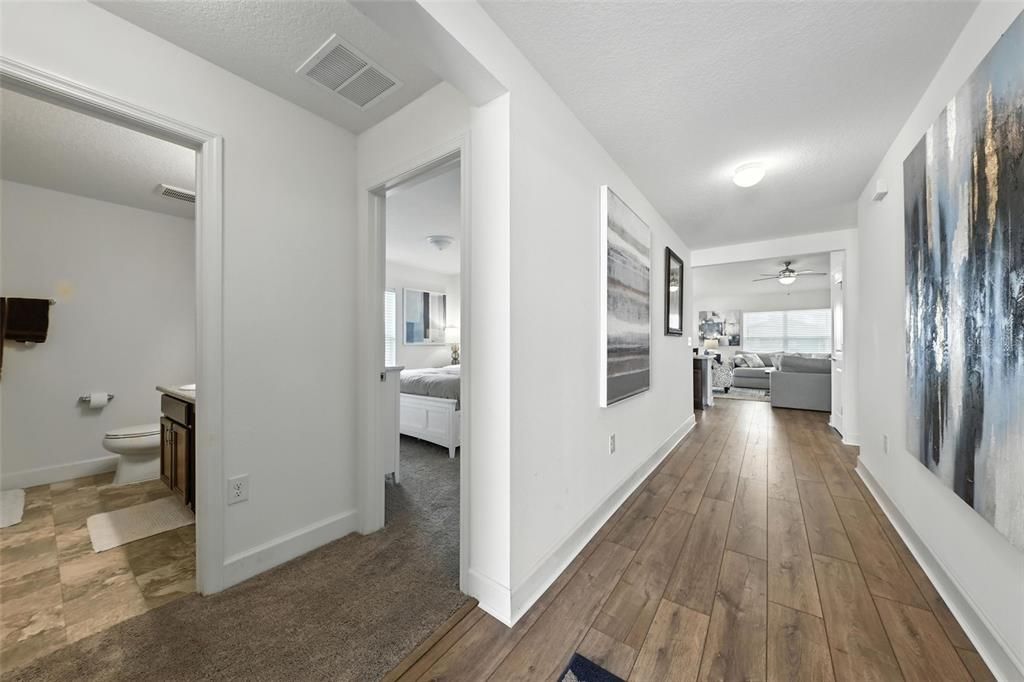 На продажу: $349,900 (3 спален, 2 ванн, 1537 Квадратных фут)