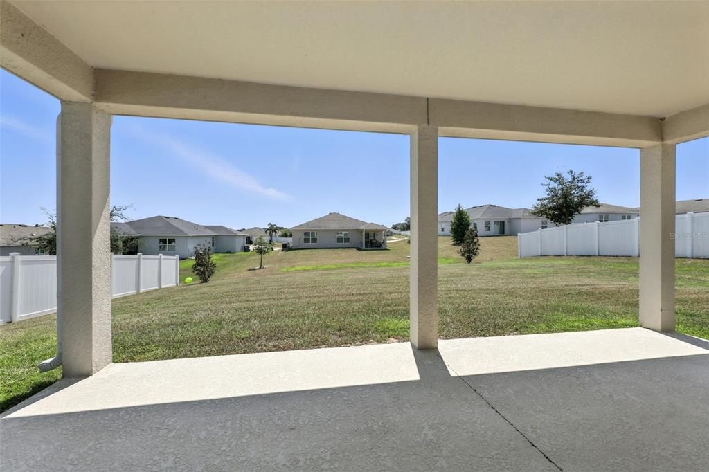 На продажу: $349,900 (3 спален, 2 ванн, 1537 Квадратных фут)