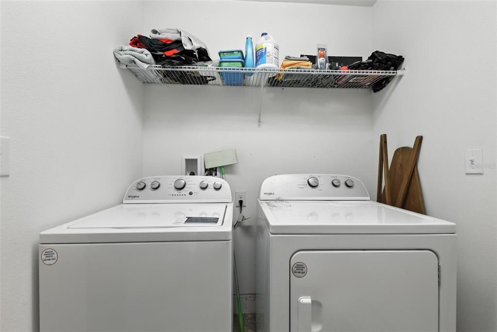 На продажу: $349,900 (3 спален, 2 ванн, 1537 Квадратных фут)