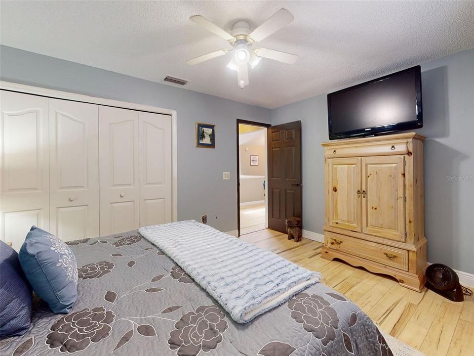 待售: $489,000 (3 贝兹, 2 浴室, 2229 平方英尺)