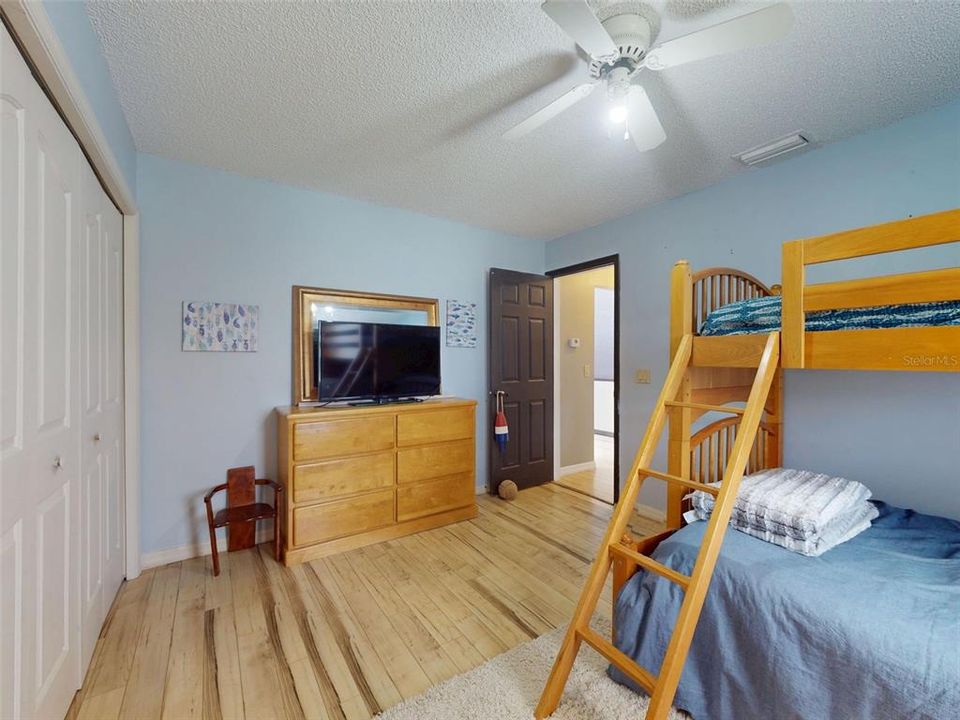 待售: $489,000 (3 贝兹, 2 浴室, 2229 平方英尺)